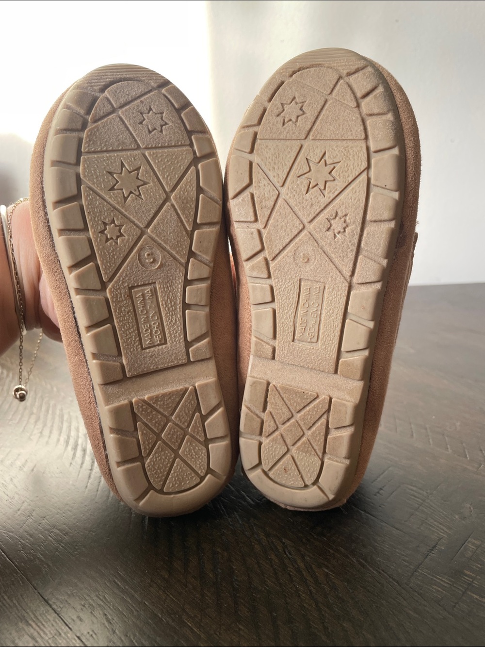 Old Navy Tan Moccasin Slippers with White Faux Fur - Picture 6 of 9